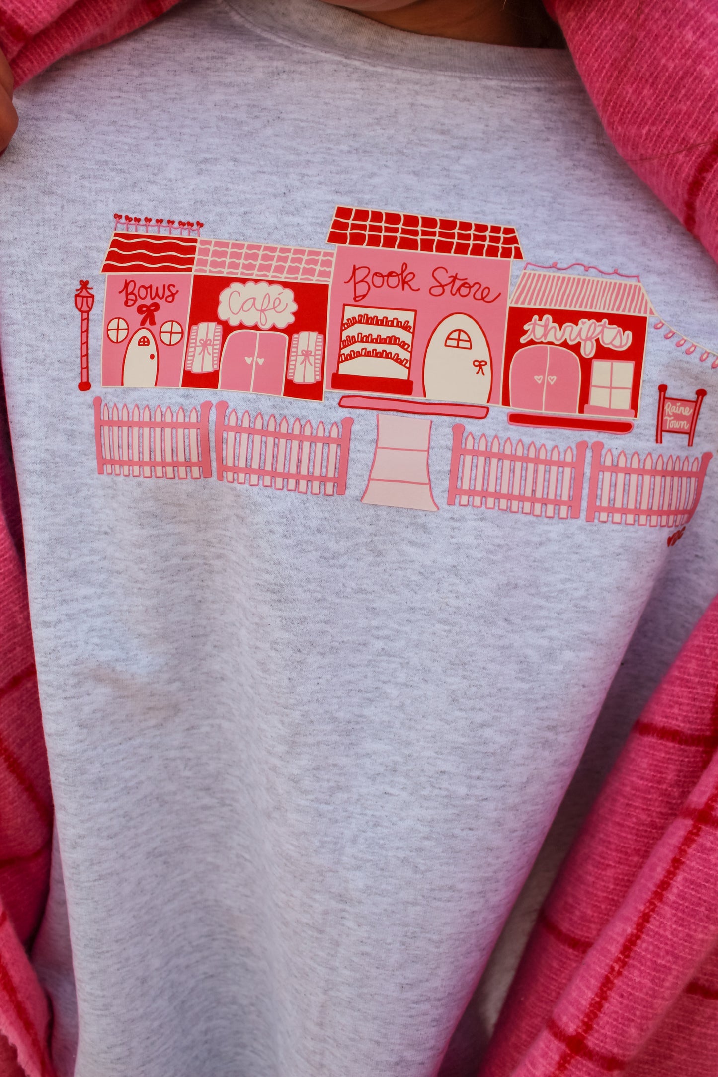 Cozy Village Crewneck Ash Grey
