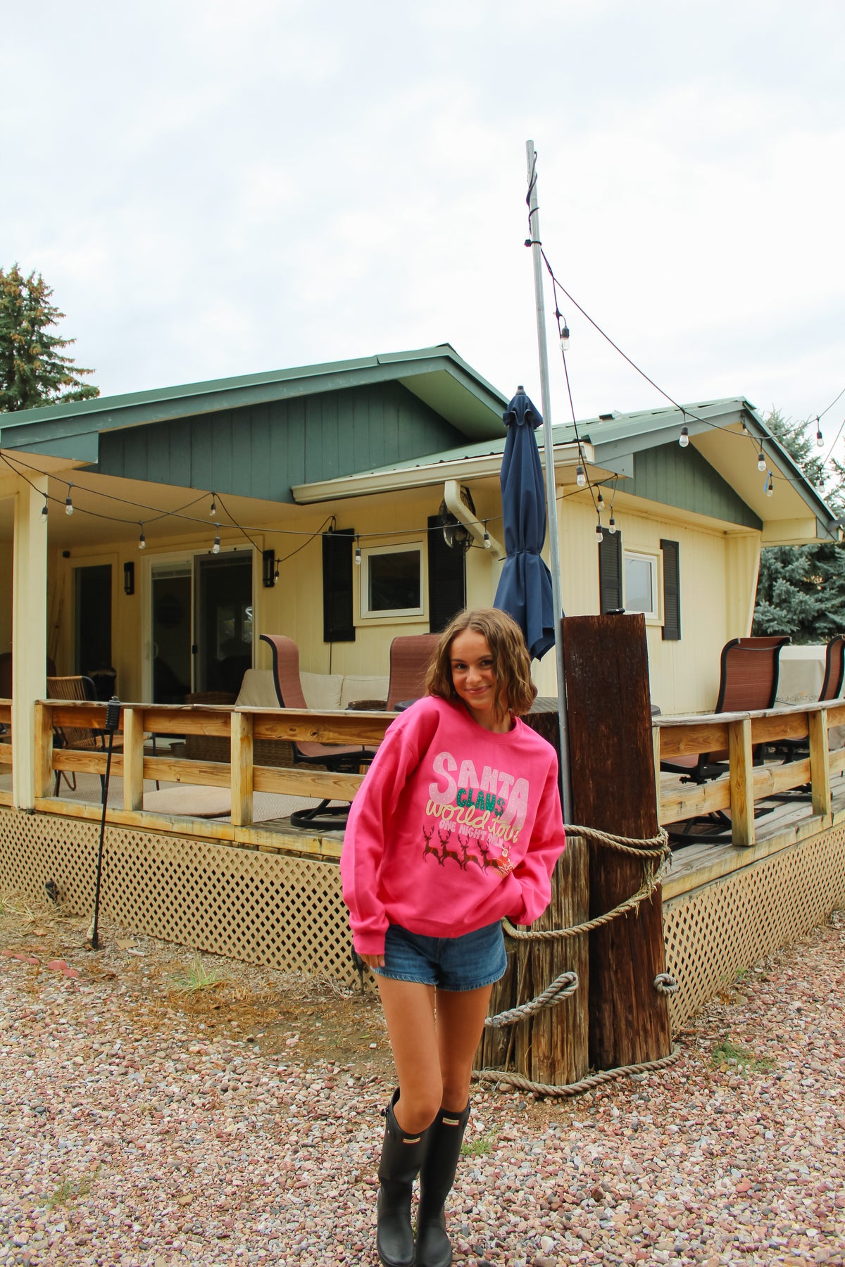 Santa Claus World Tour Pink Crew