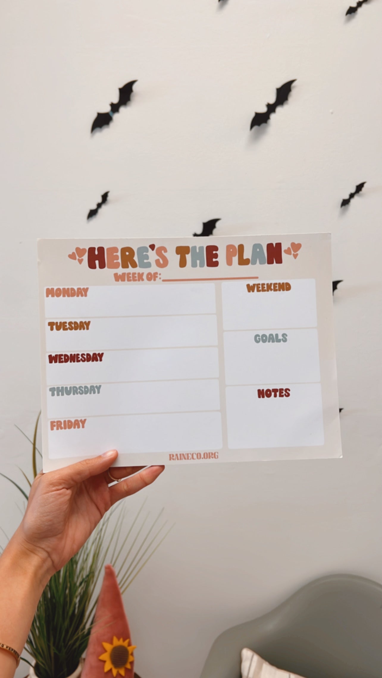 The Weekly Lookout Notepad