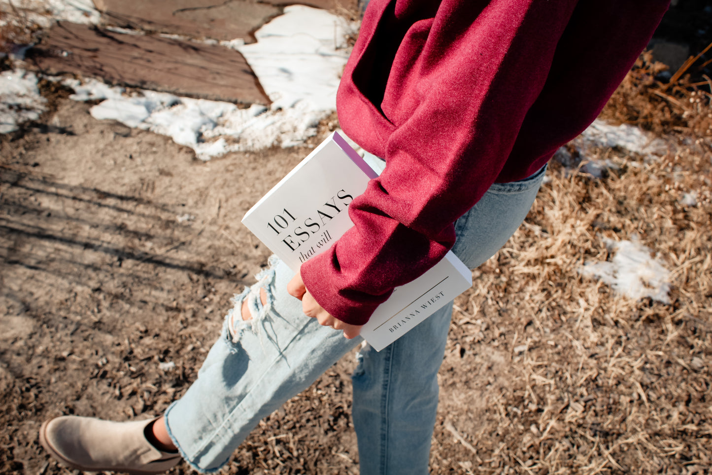 101 Essays to Change the Way You Think Book