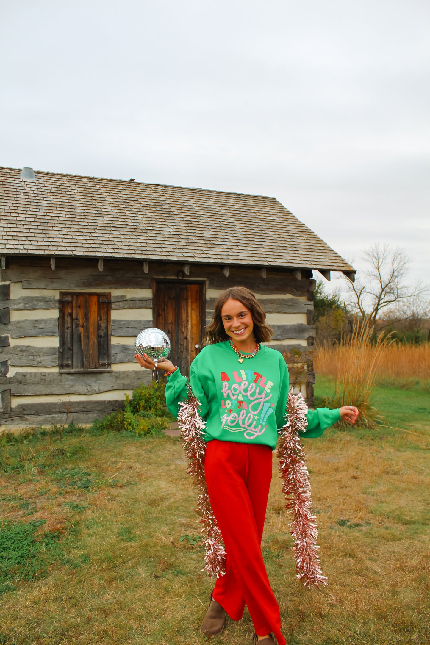 Little Holly, Lotta Jolly Crew