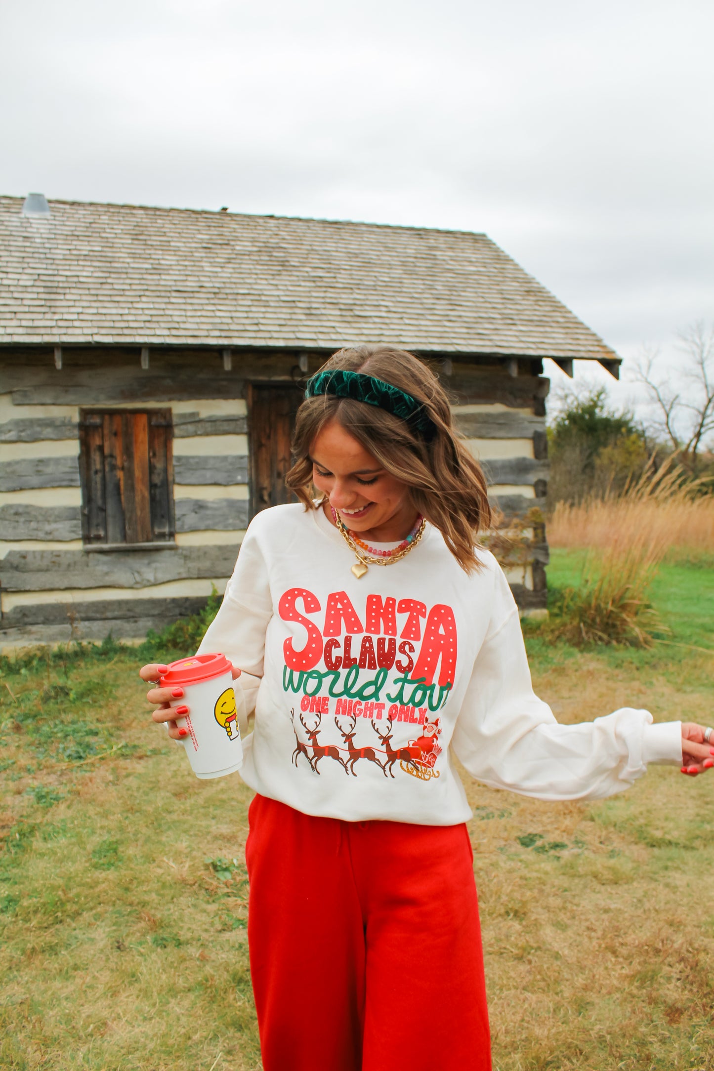 Santa Claus World Tour Sweatshirt Ivory