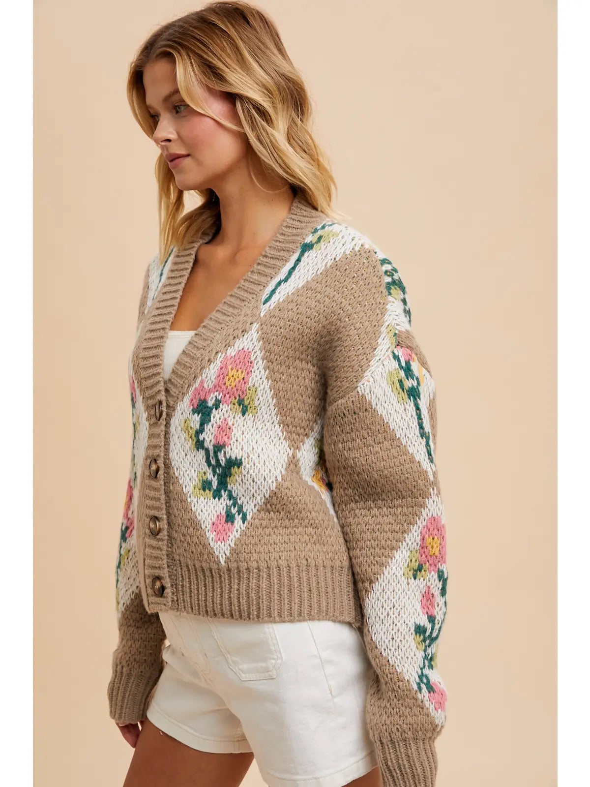 Darling Floral Sweater Beige